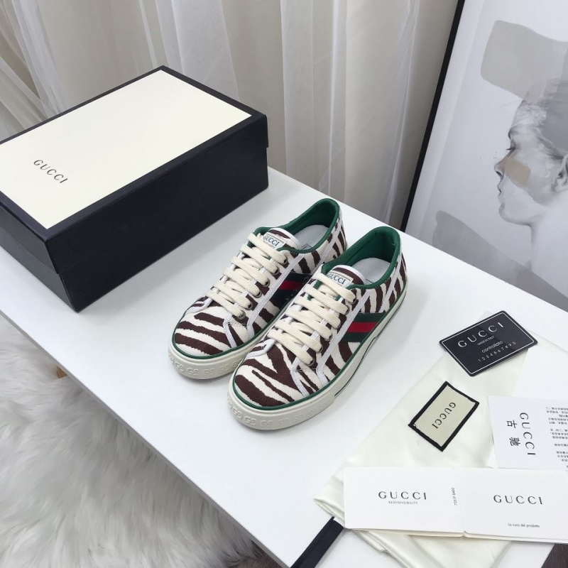 G*u*i casual shoes